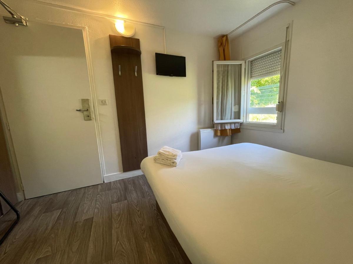 Kyriad Direct Val De Reuil Val-de-Reuil 외부 사진