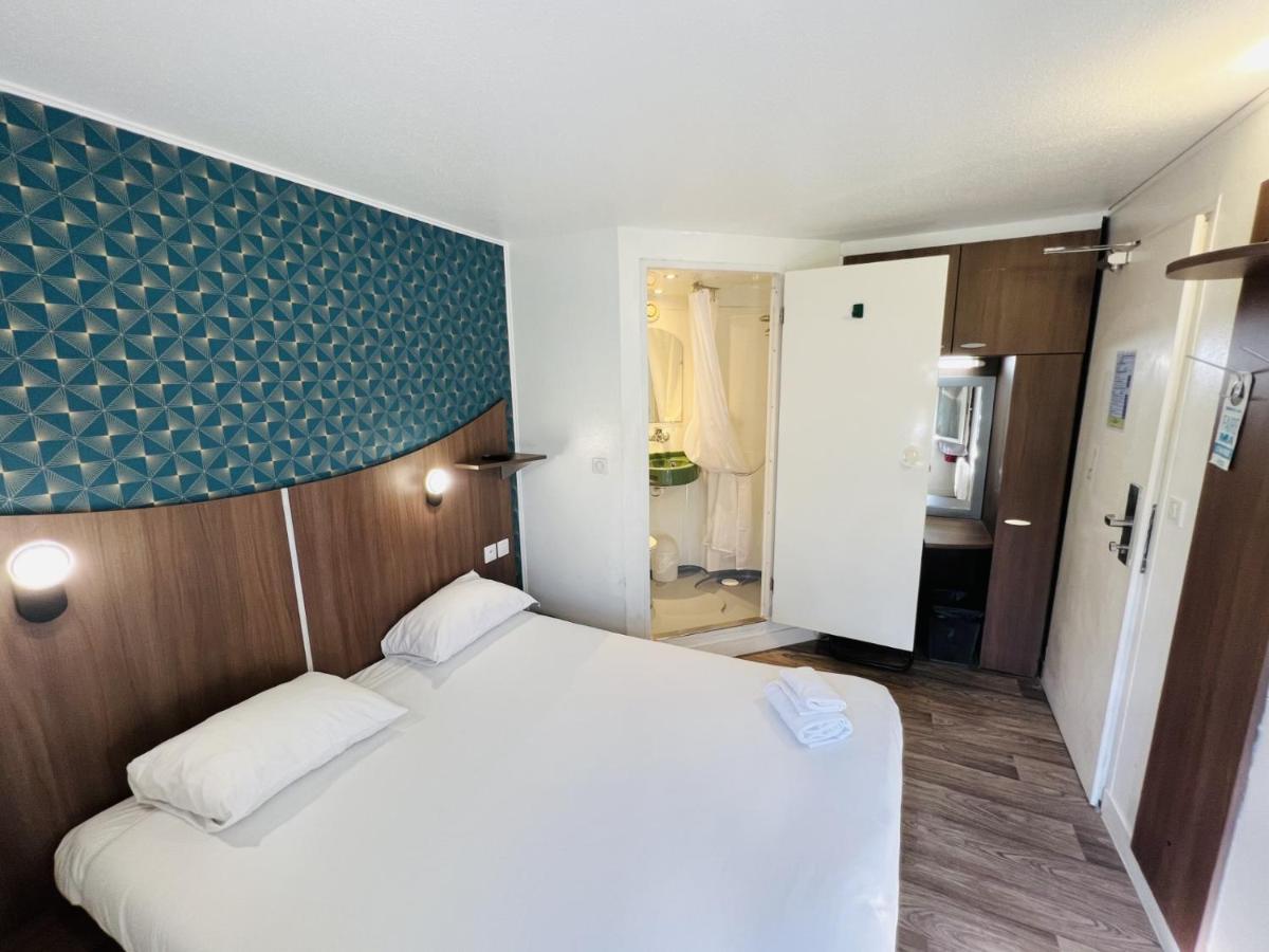 Kyriad Direct Val De Reuil Val-de-Reuil 외부 사진
